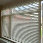 Houten jaloezie professioneel gemonteerd voor strakke afwerking